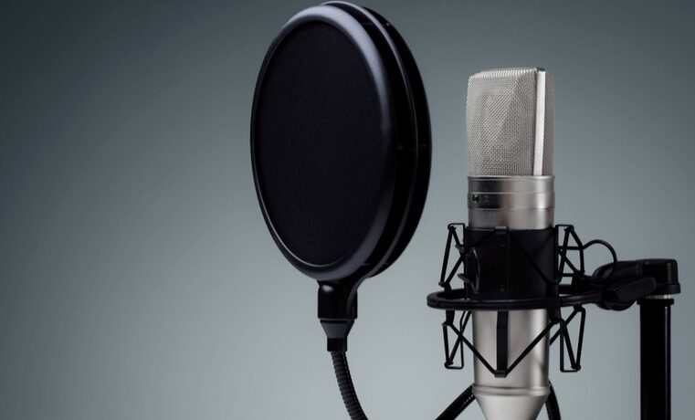 Benefits of Hiring Voiceover Professionals