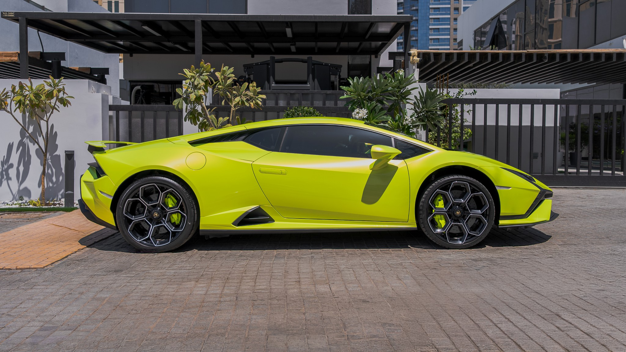 5 Car Rental Industry Challenges And How To Deal With Them